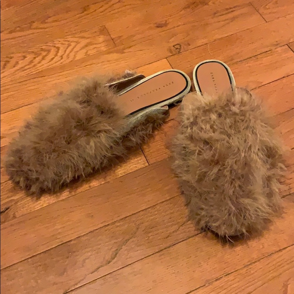 Fur hard bottom slides